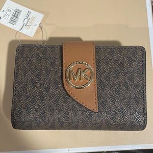 Michael Kors wallet